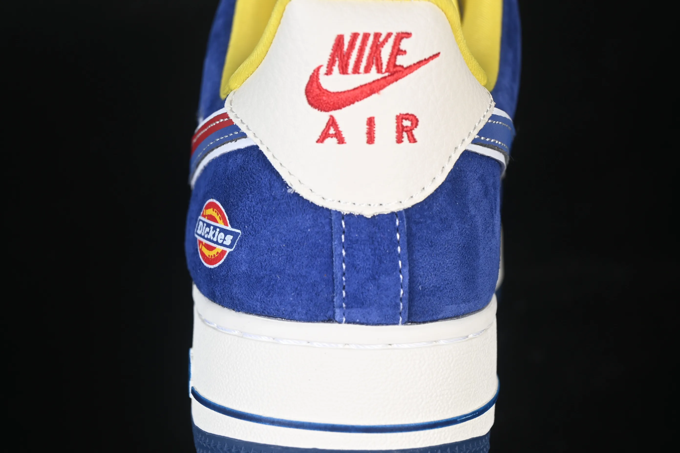 All Categories Nk Air Force 1 Air Force Series Nk Air Force 1 Low Air Force Low Nike Air Force 1'07 Low Dickies Joint White Blue Pig Eight Air Force One Low Casual Shoes SY1388-006
